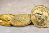 Рост золота на фоне спада продаж золотых монет