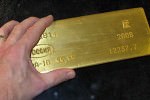 Банк России - лидер по покупке золота в 2016