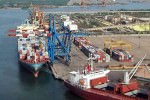 Власти Мексики арестовали корабль с железной рудой