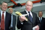 Handelsblatt: Путин продолжает скупать золото в 2015