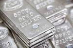 В 2013 году серебро восстановится быстрее золота