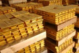 ЦБ мира скупают золото: обновлён рекорд с 1965 года