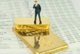 Рост цены золота на фоне краха банков в США