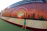 В Дубае сделали самую длинную цепочку из золота