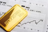 Хедж-фонды продали золото для покрытия убытков