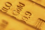 Бумажный рынок золота опустил физический ниже 1300$