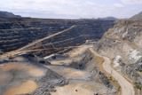 Возобновилась добыча платины на крупнейшем руднике