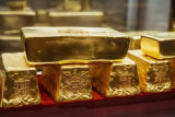 РФ продаёт облигации США, но наращивает запасы золота