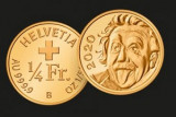 Самая маленькая золотая монета в мире из Швейцарии