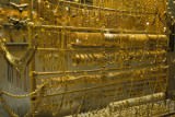 Сирийцы продают своё золото, но его никто не покупает