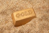 США вводит запрет на торговлю золотом с Ираном