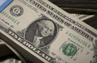 Аналитика: доллар остаётся главной резервной валютой