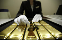 Тави Коста: крупные инвестфонды скупают золото