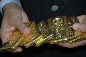 Аналитики банков: цена золота упадёт ниже 1000$
