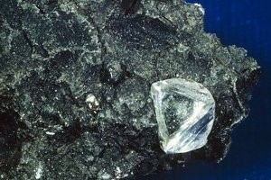 Месторождение алмазов найдено подо льдами Антарктиды