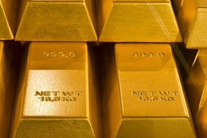 Август 2018: борьба золота за отметку в 1200$
