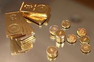 Цена Bitcoin повторила движение цены золота