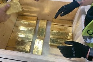 Как транспортировали 100 тонн золота в Польшу