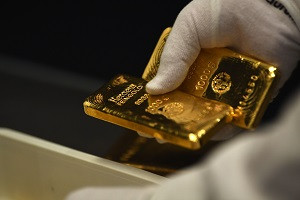 Metals Focus: рост цены золота до 2300$ в 2021 году
