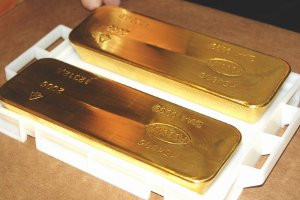 ЦБ РФ будет покупать больше золота для резервов