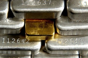 Роб МакИвен: покупайте золото, серебро и медь