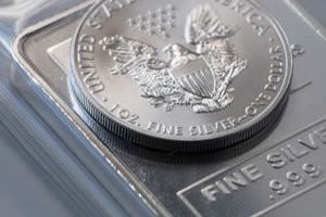 Спрос на серебро поддержит цены до конца 2013