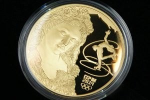 На Олимпиаде в Сочи продана монета за 430 тыс. руб.
