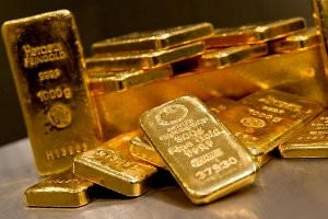 Германия передумала забирать золото из США